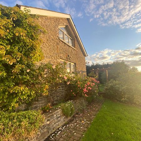 Pippin Lodge Llanwrda Eksteriør bilde