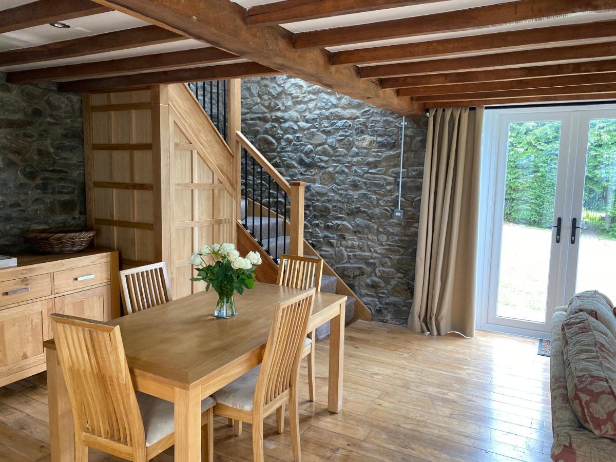 Pippin Lodge Llanwrda Eksteriør bilde