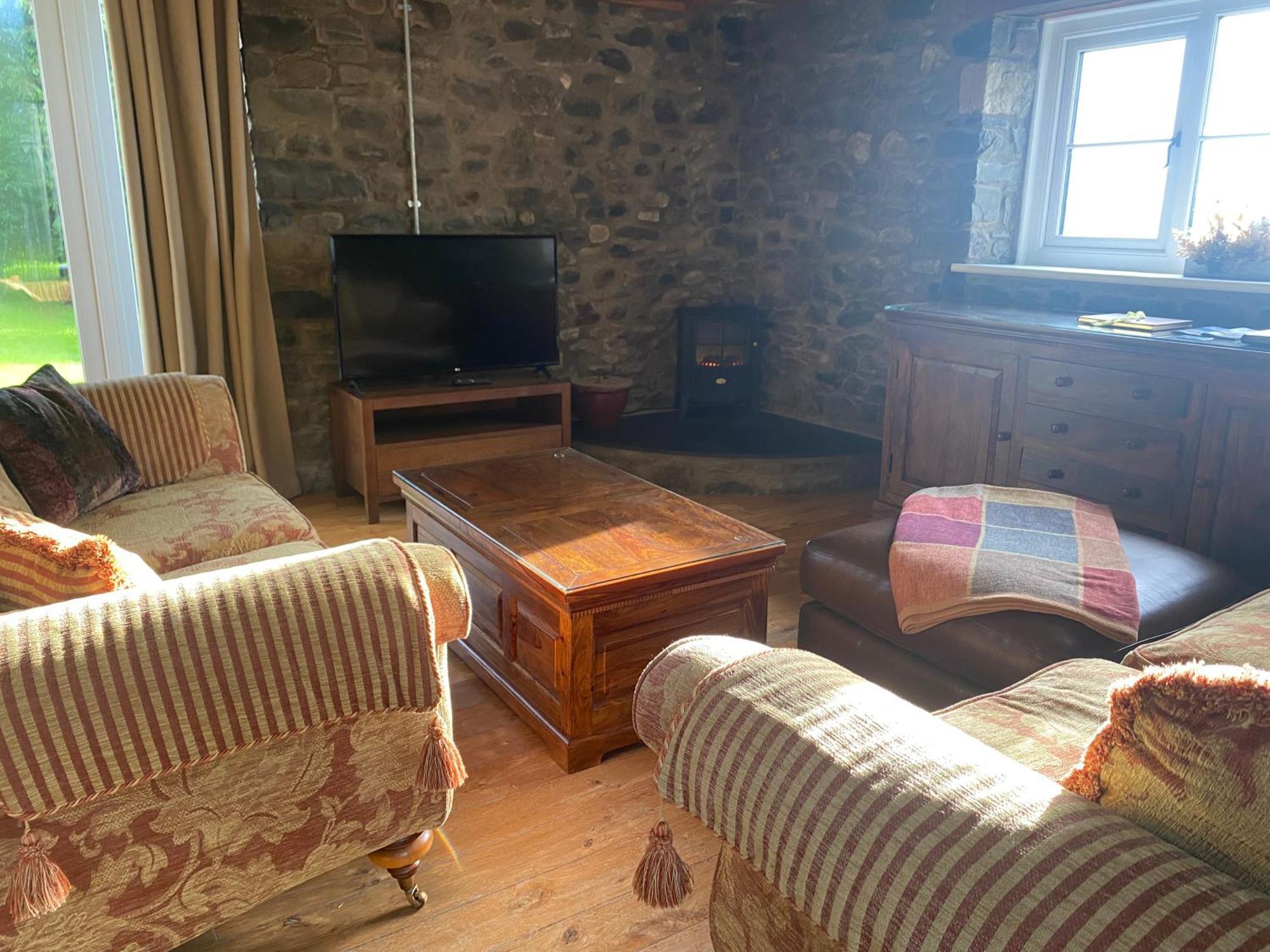 Pippin Lodge Llanwrda Eksteriør bilde