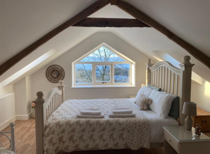Pippin Lodge Llanwrda Eksteriør bilde